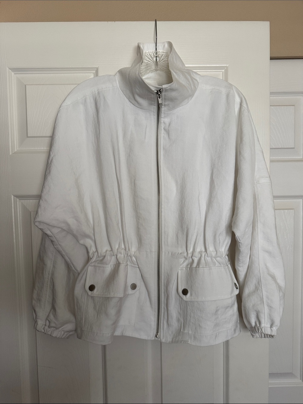 Simply Vera Wang White Cinched Waist Funnel Neck Jacket S